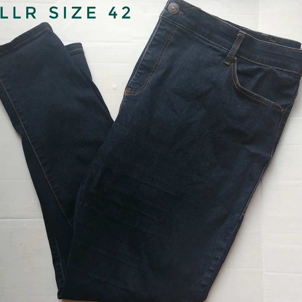 Lularoe size 42 skinny essential